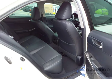 2016 Lexus Is 200T z USA, uszkodzony, nr VIN JTHBA1D2XG5005807